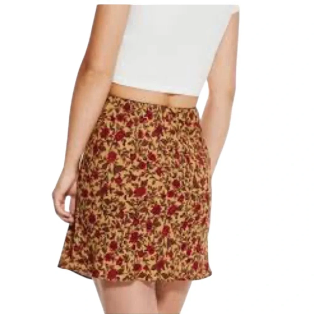 Aeropostale Skirt XL Tan Red Floral Boho Mini‎ Elastic Waist 8852